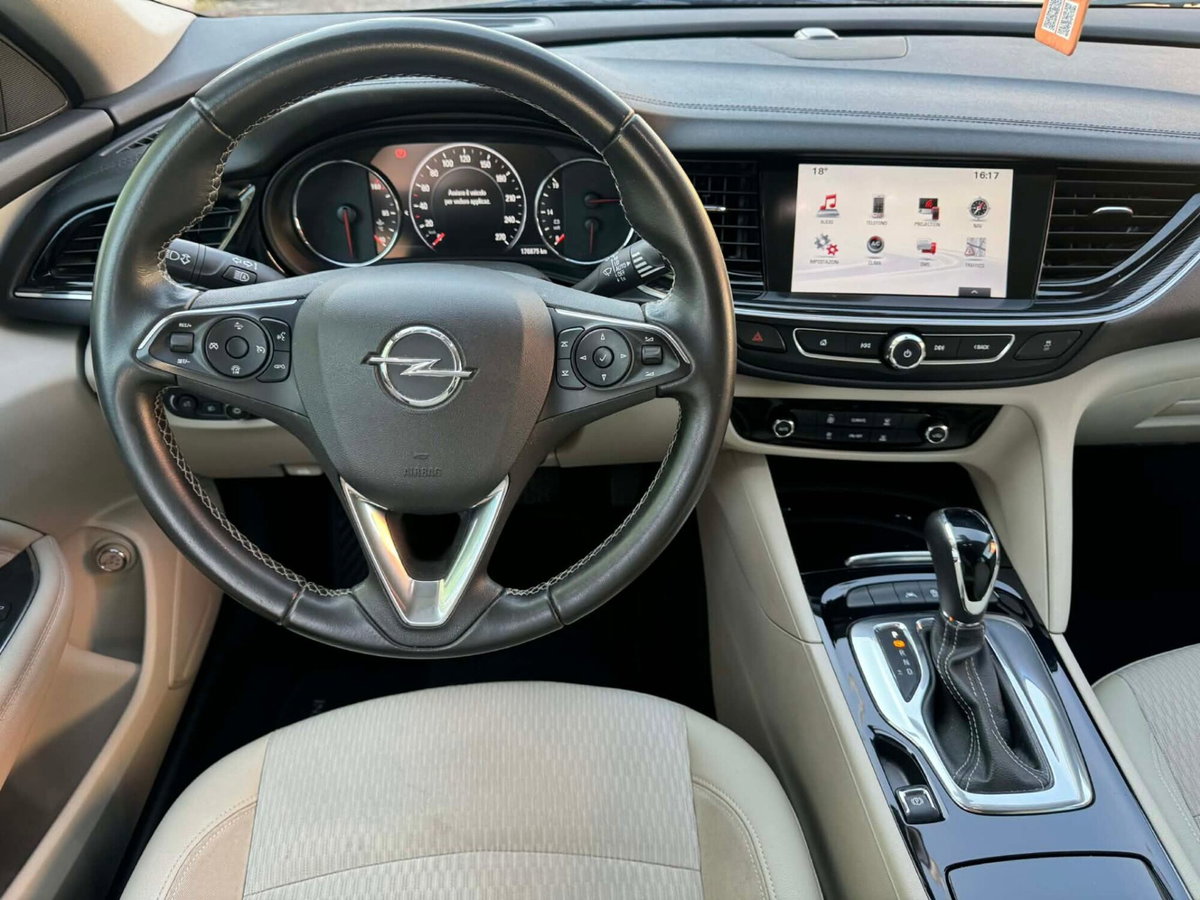 Opel Insignia Station Wagon 2.0 CDTI S&S aut. Sports Innovation (11)