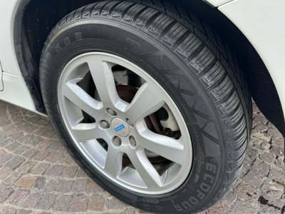 Volvo V60 D3 Geartronic Kinetic (16)