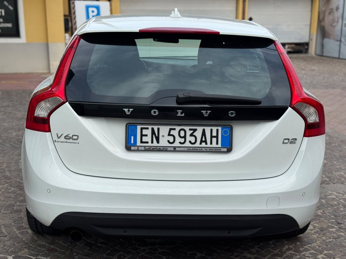 Volvo V60 D3 Geartronic Kinetic (5)