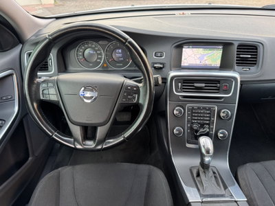 Volvo V60 D3 Kinetic N1 (12)