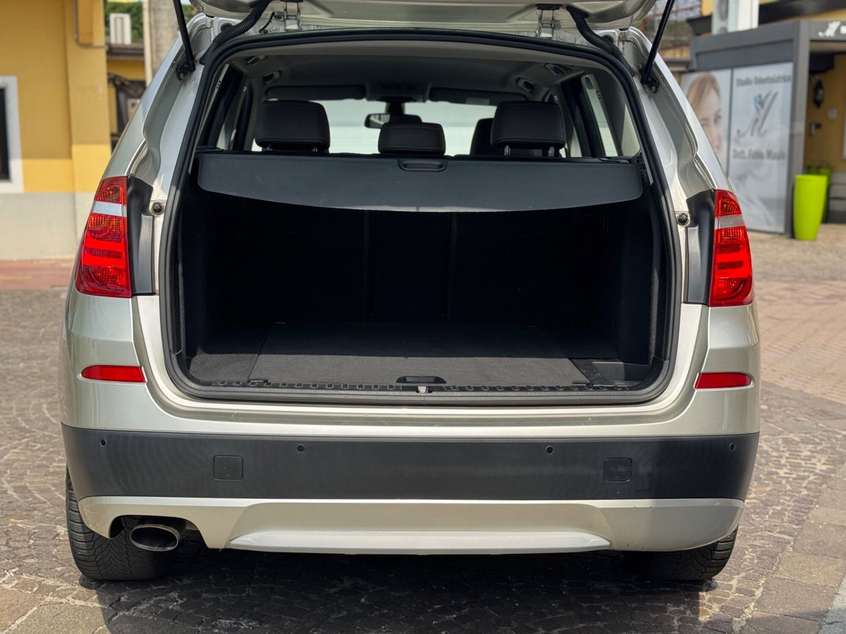 BMW X3 xDrive20d Futura (16)