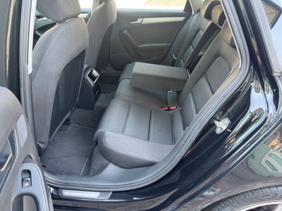 Audi A4 Avant 2.0 TDI 143CV F.AP. multitronic Advanced (8)