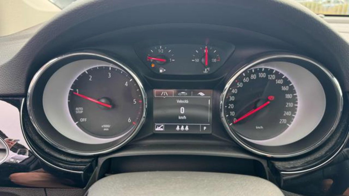 Opel Astra 1.5 CDTI 122 CV S&S AT9 5 porte Ultimate (11)