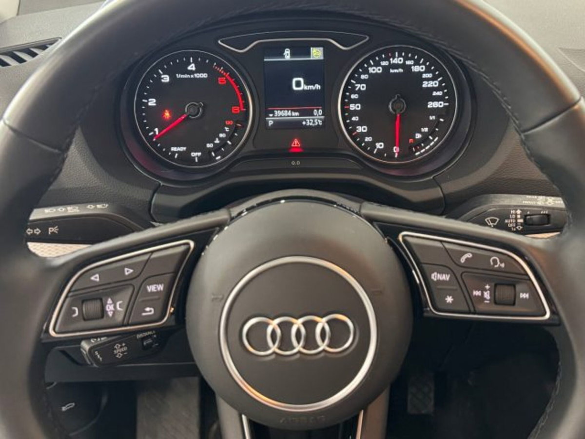 Audi Q2 Q2 30 TDI S tronic Business (14)