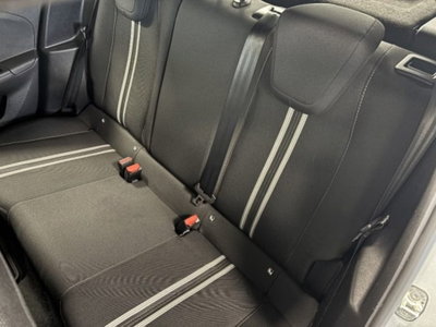 Opel Corsa 1.2 hybrid GS 100cv dct6 (14)