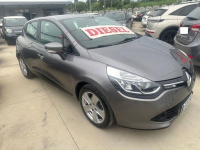 Renault Clio 1.5 dCi 8V 75CV 5 porte Costume National usata