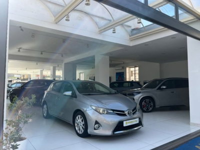Toyota Auris 1.4 D-4D 5 porte (10)