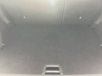 Peugeot 2008 PureTech 100 S&S Allure (11)