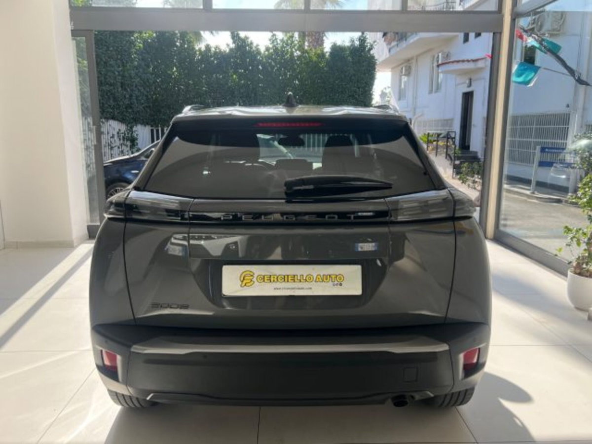 Peugeot 2008 PureTech 100 S&S Allure (6)