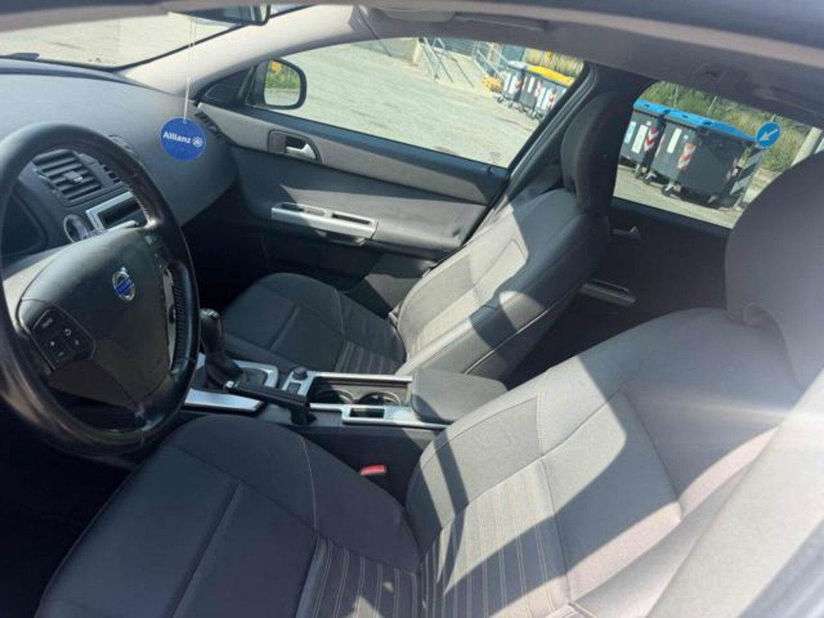 Volvo V50 2.0 POLAR PLUS (13)