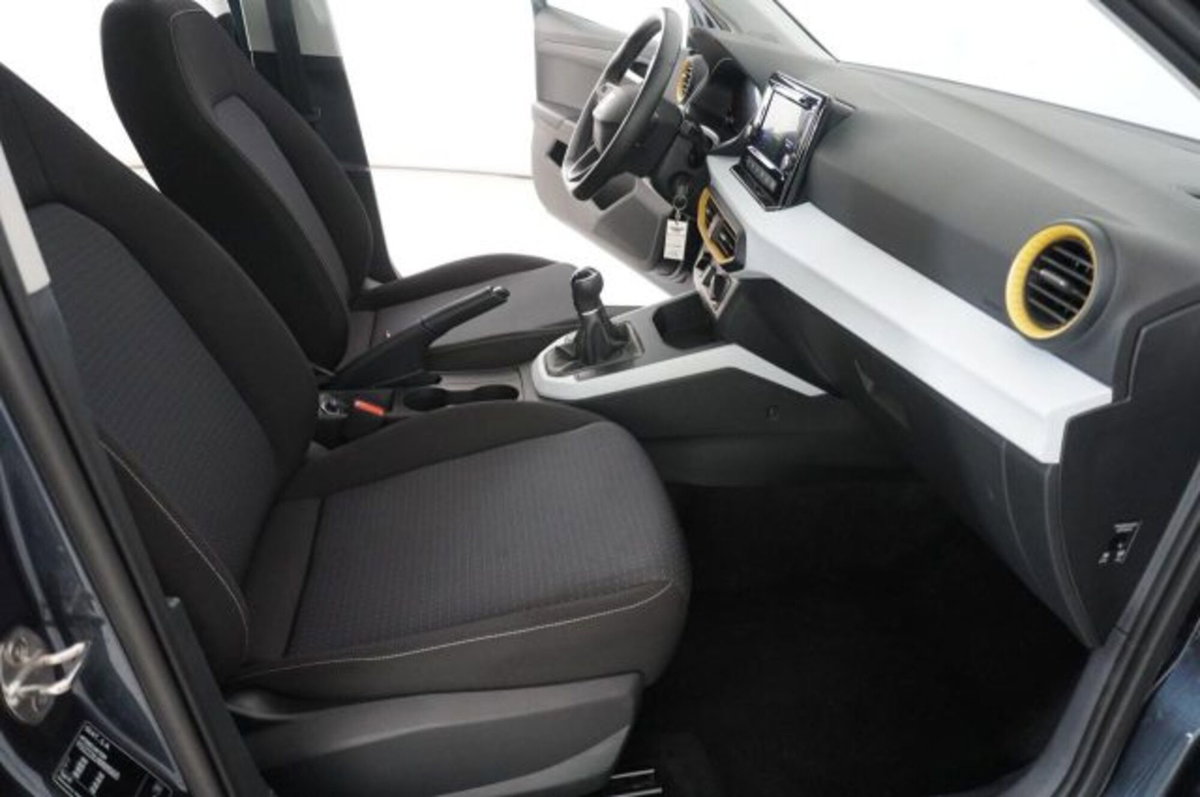 SEAT Arona 1.0 ecotsi Style 95cv (10)