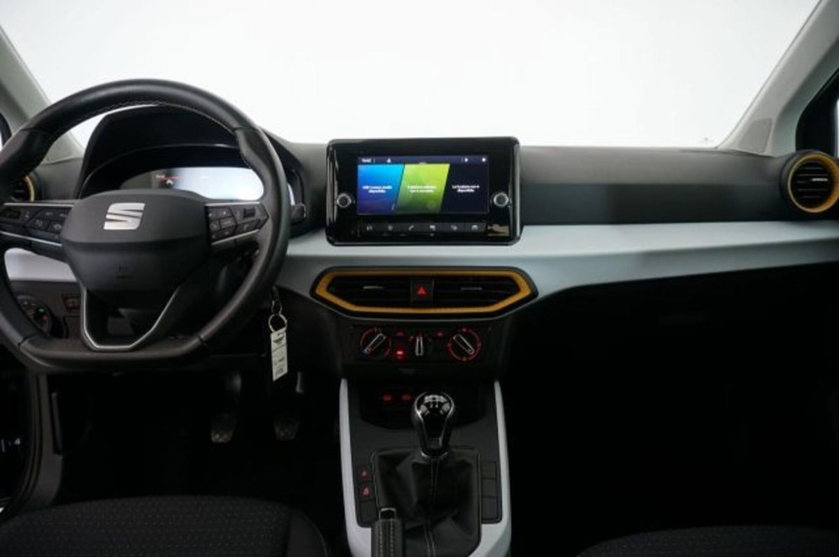 SEAT Arona 1.0 ecotsi Style 95cv (9)