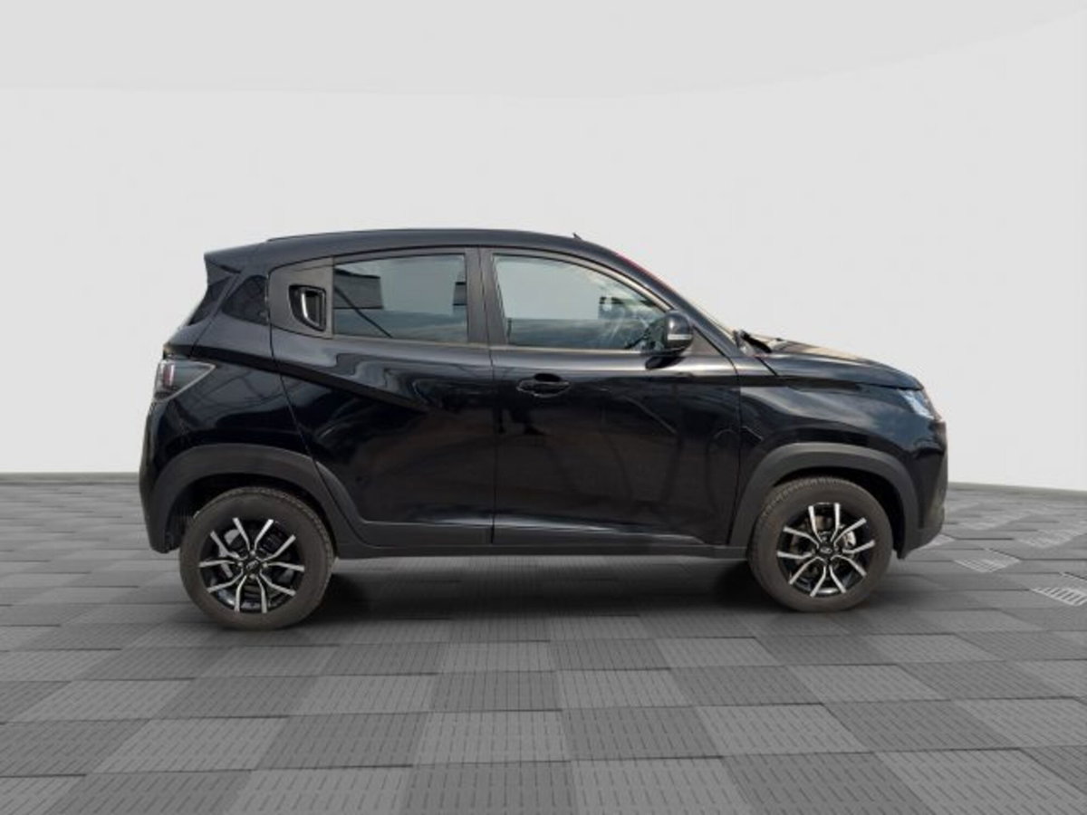 Mahindra KUV100 1.2 K8 (6)
