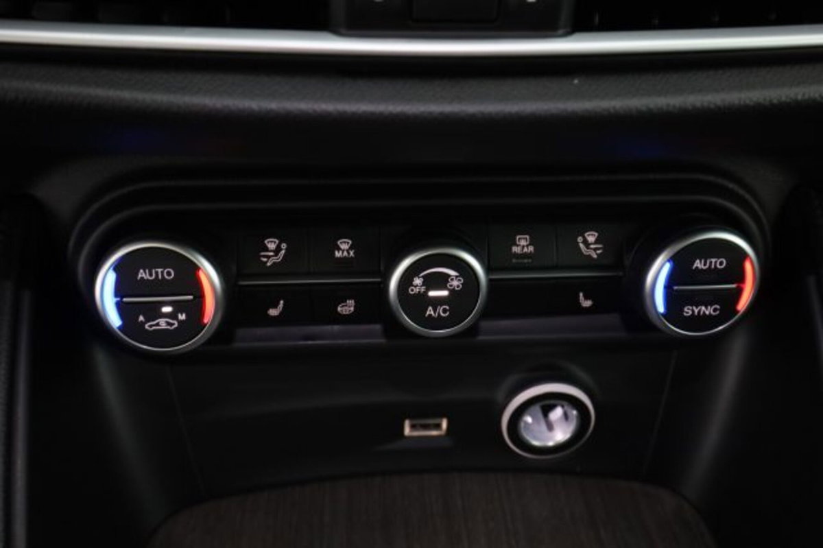 Alfa Romeo Stelvio Stelvio 2.2 Turbodiesel 210 CV AT8 Q4 Ti (13)