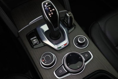 Alfa Romeo Stelvio Stelvio 2.2 Turbodiesel 210 CV AT8 Q4 Ti (14)