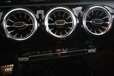 Mercedes-Benz CLA 35 AMG 4Matic (13)