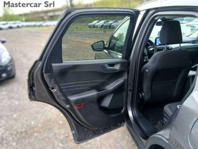 Ford Kuga 1.5 EcoBlue 120 CV 2WD Titanium (12)