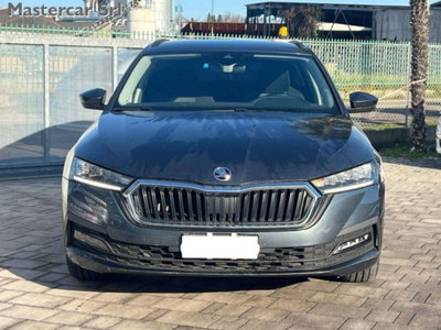 Skoda Octavia Station Wagon 2.0 TDI EVO SCR DSG Wagon Executive (10)