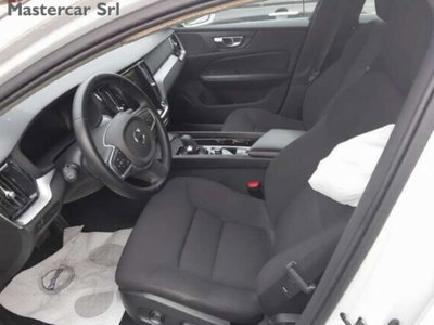 Volvo V60 2.0 b4 Essential auto (6)