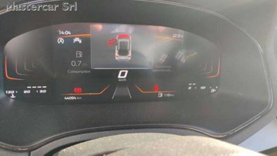 SEAT Arona 1.0 ecotsi 95cv (11)