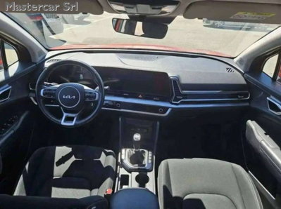 Kia Sportage 1.6 CRDi MHEV Business (9)