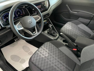 Volkswagen Taigo 1.0 tsi R-Line 115cv (12)