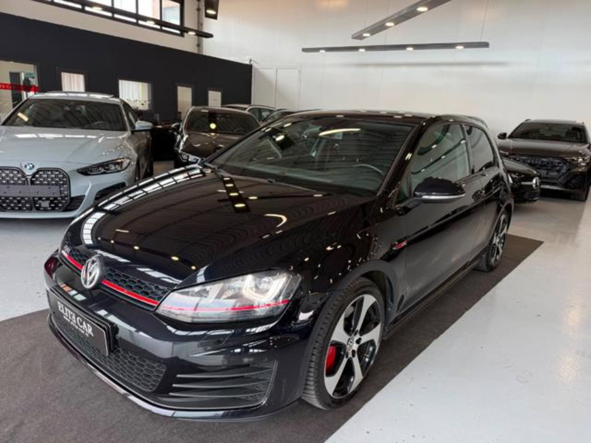 Volkswagen Golf GTI Performance 2.0 TSI DSG 3p. BlueMotion Technology