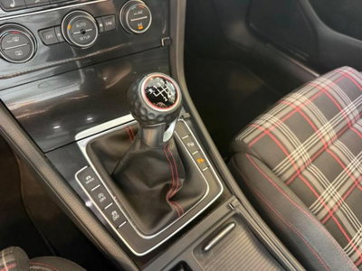 Volkswagen Golf GTI Performance 2.0 TSI DSG 3p. BlueMotion Technology (13)