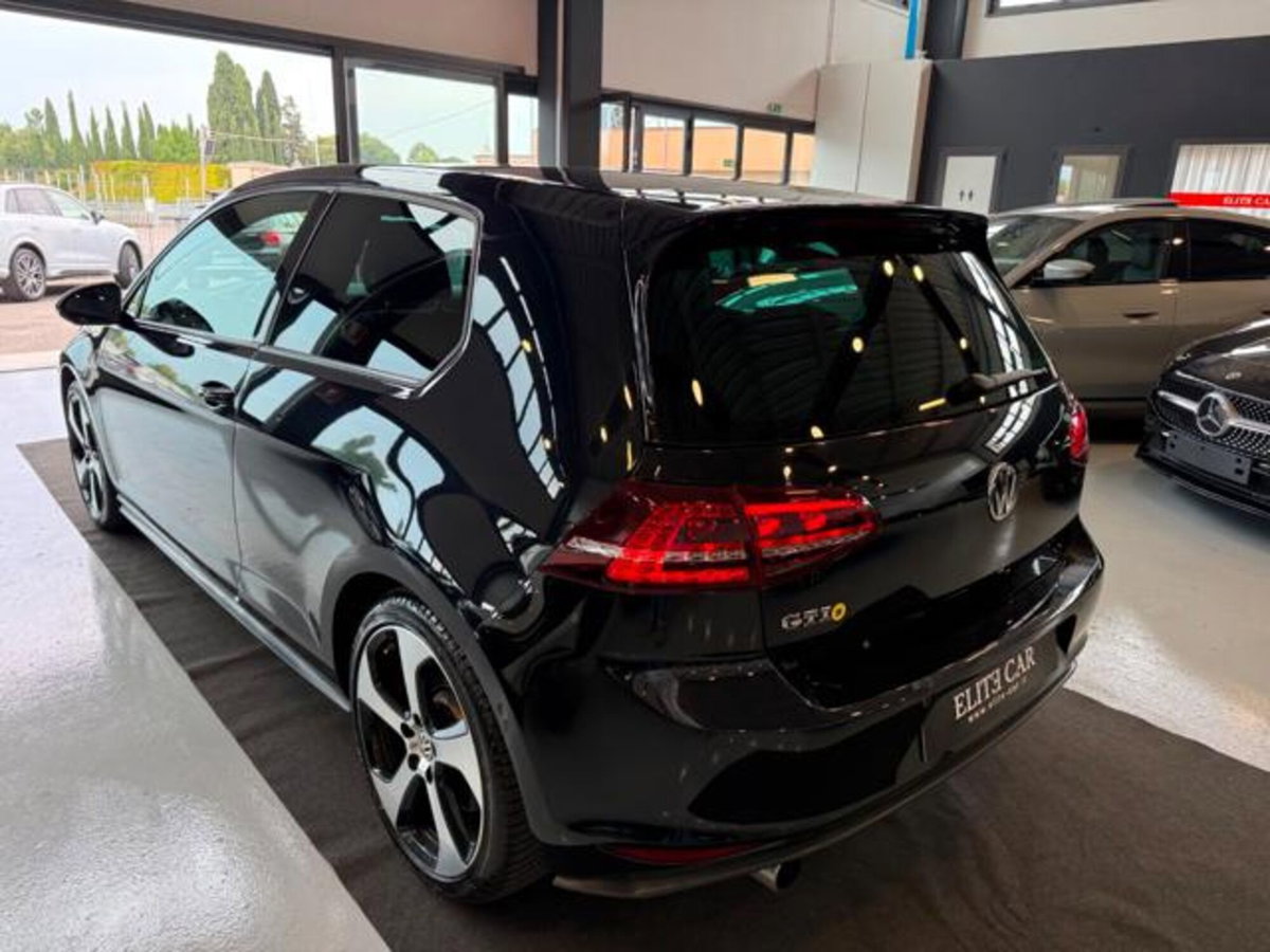 Volkswagen Golf GTI Performance 2.0 TSI DSG 3p. BlueMotion Technology (7)