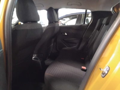 Peugeot 208 1.2 puretech Active s&s 75cv (7)