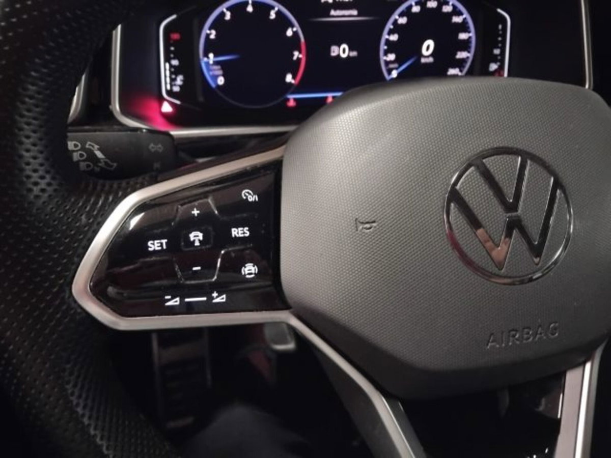 Volkswagen T-Roc 1.0 TSI R-Line (20)