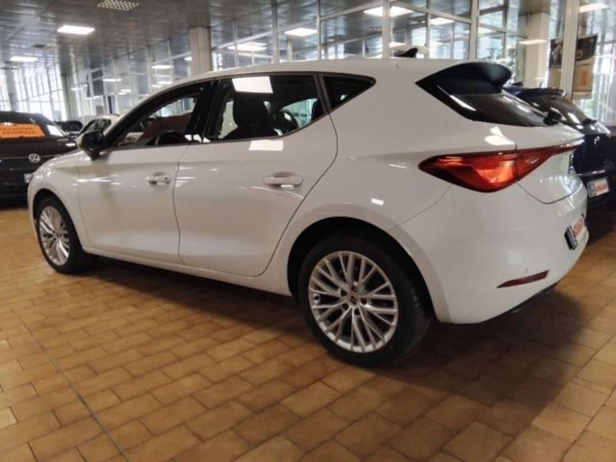 SEAT Leon 2.0 tdi Business 150cv dsg (4)