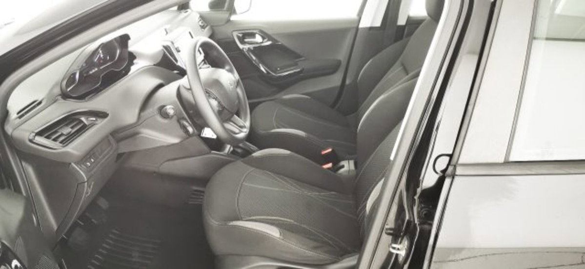 Peugeot 208 VTi 82 CV 5 porte Active (19)