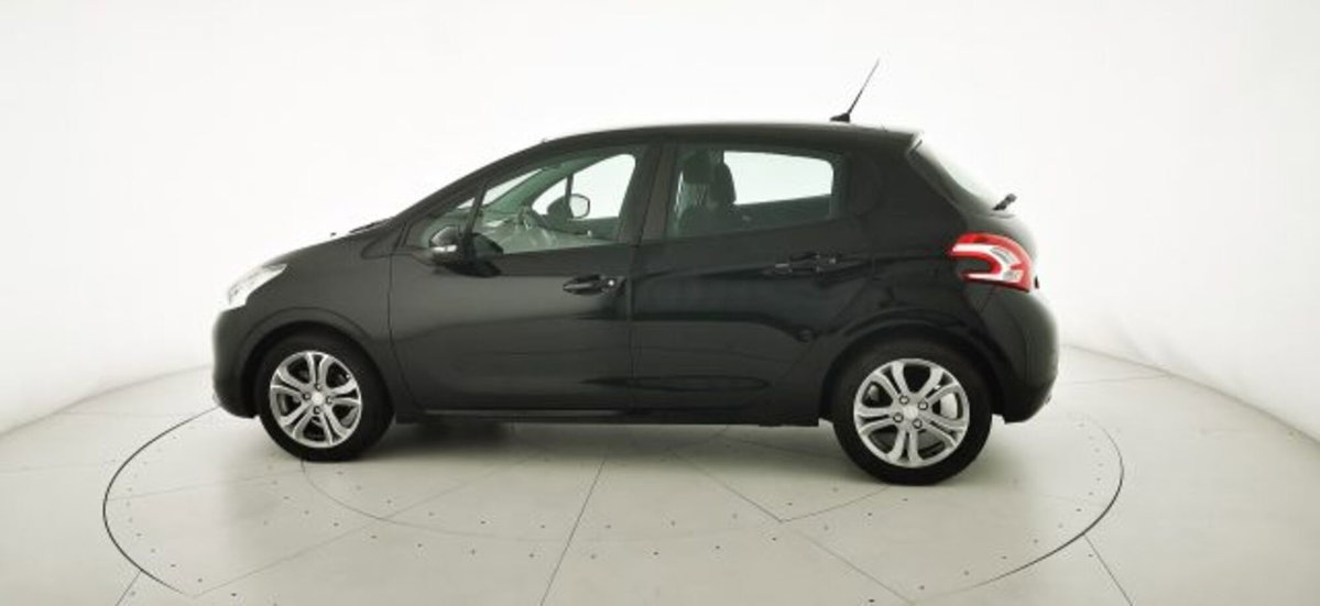 Peugeot 208 VTi 82 CV 5 porte Active (3)
