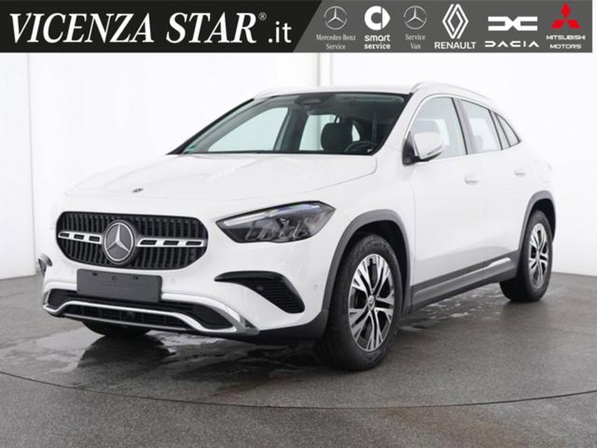 Mercedes-Benz GLA SUV 180 Advanced auto