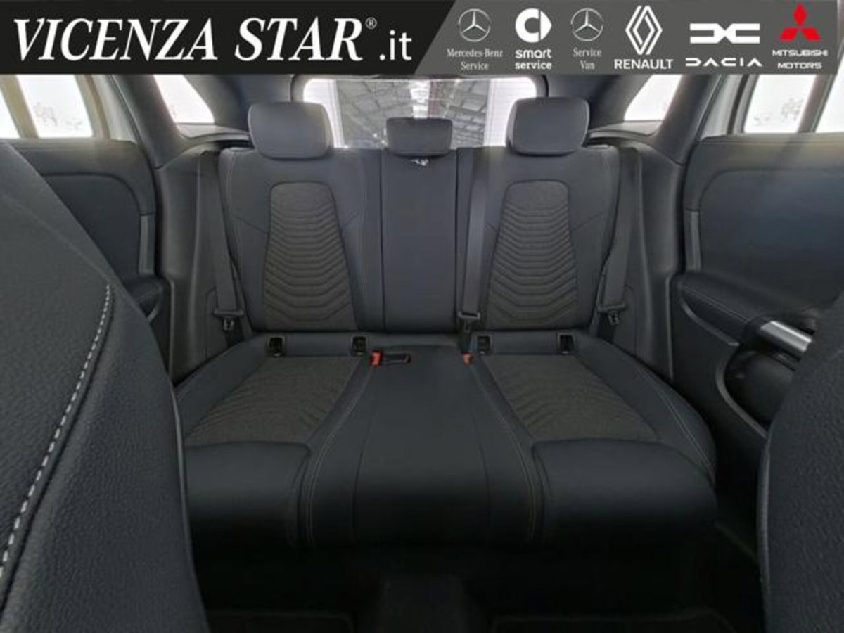 Mercedes-Benz GLA SUV 180 Advanced auto (9)