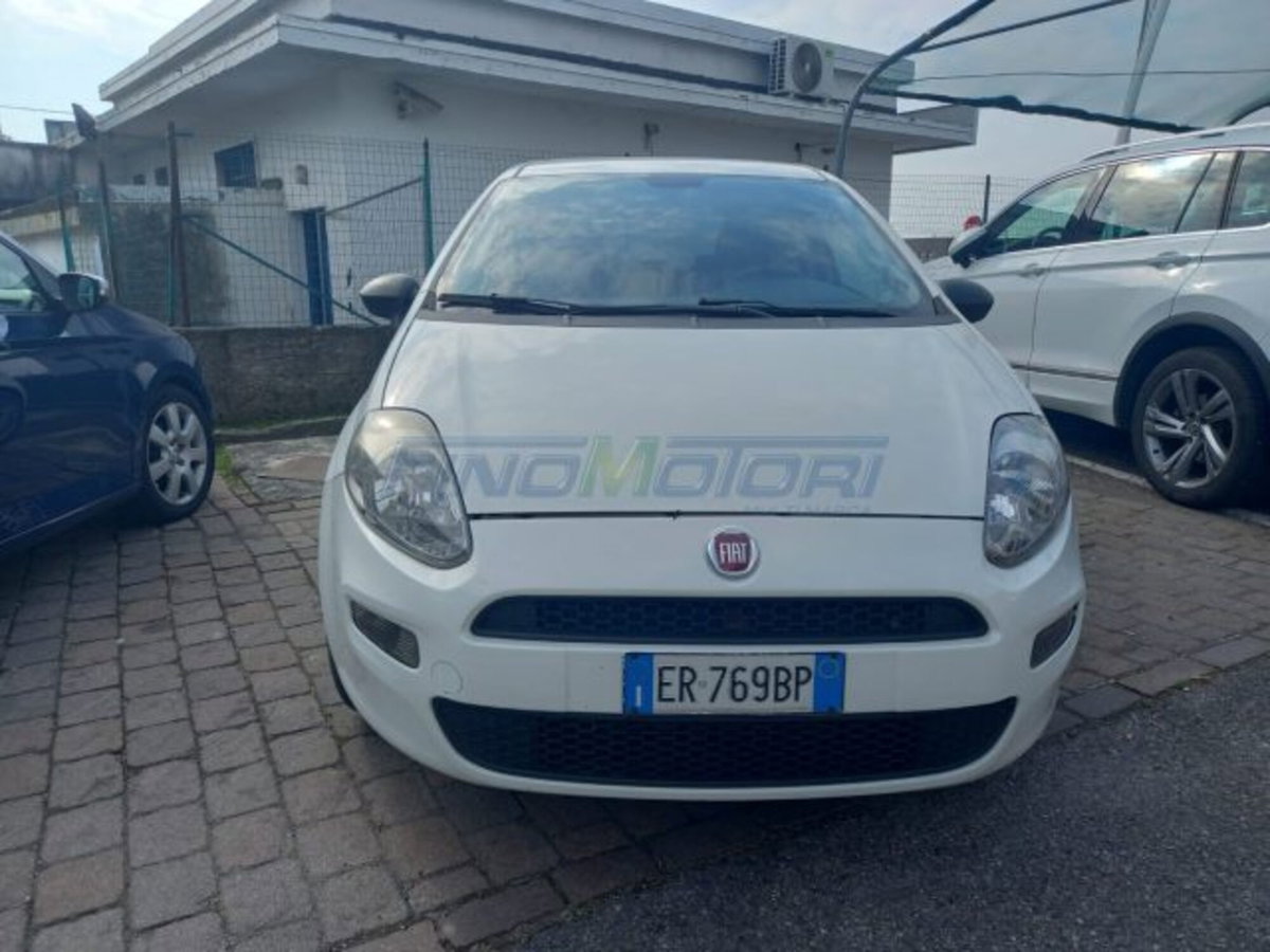 Fiat Punto 1.3 MJT II 75 CV 3 porte Easy (2)