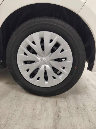 Toyota Yaris 1.0 5 porte Trend (6)
