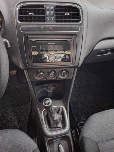 Volkswagen Polo 1.2 70 CV 5p. Comfortline (6)
