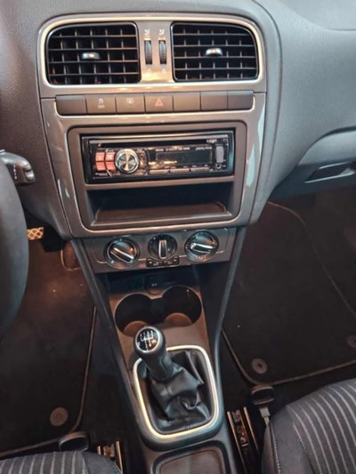 Volkswagen Polo 1.4 5 porte Comfortline (8)