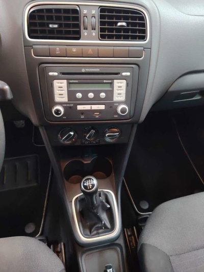 Volkswagen Polo 1.4 5 porte Comfortline (8)