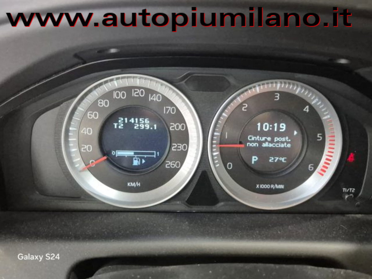 Volvo XC60 D4 AWD Geartronic Kinetic (12)