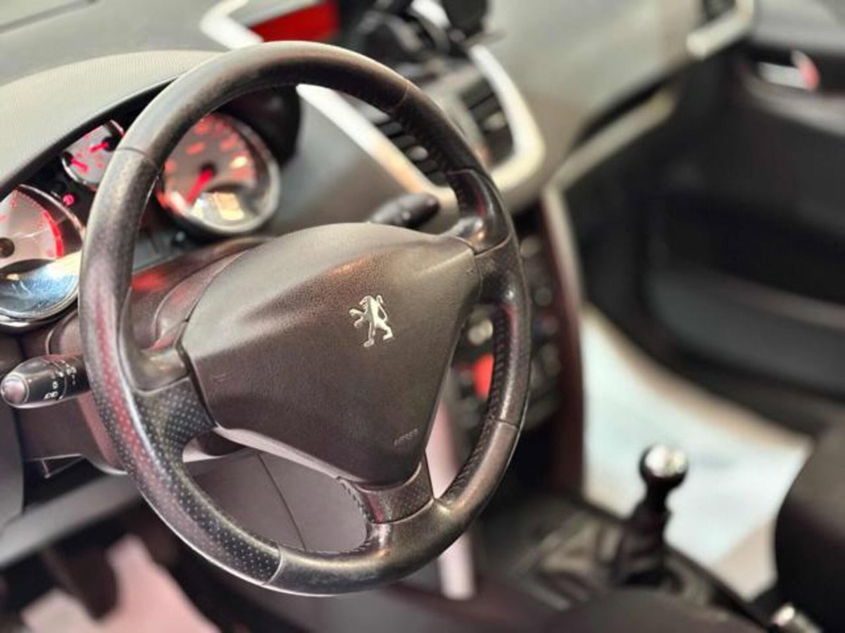 Peugeot 207 SW HDi 110CV XS Ciel (9)