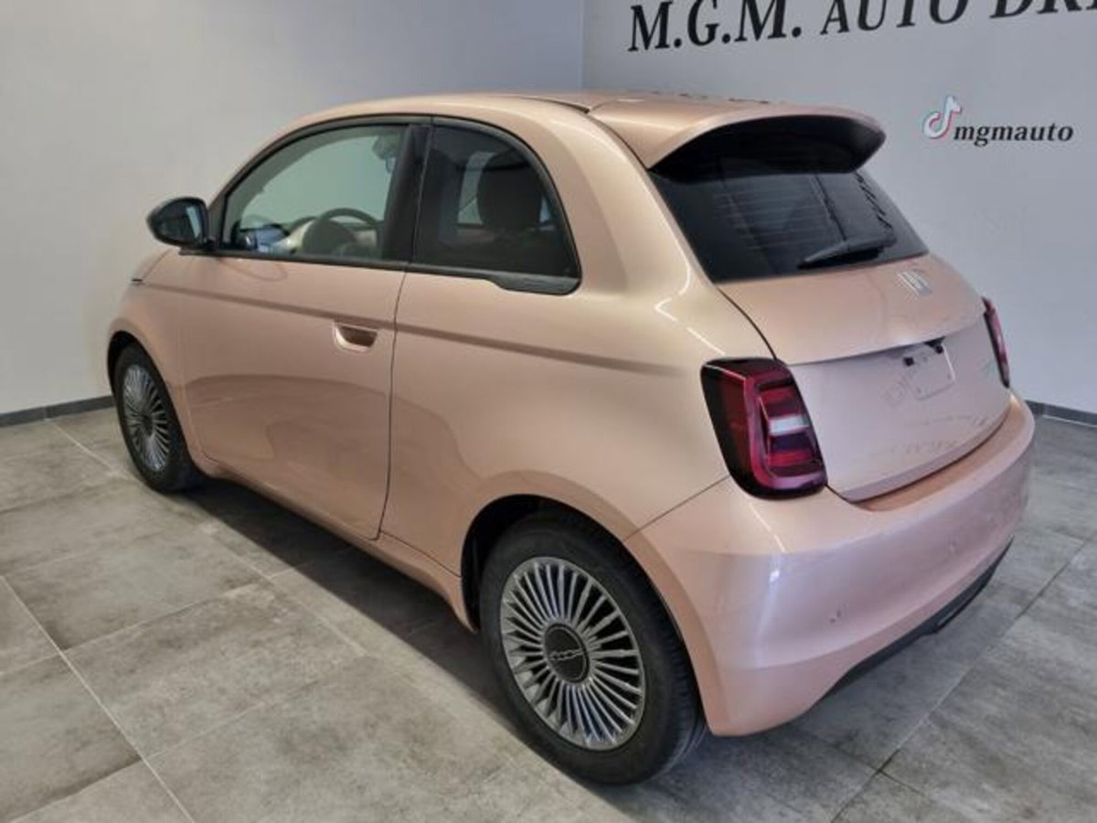 Fiat 500 1.0 hybrid Icon (16)