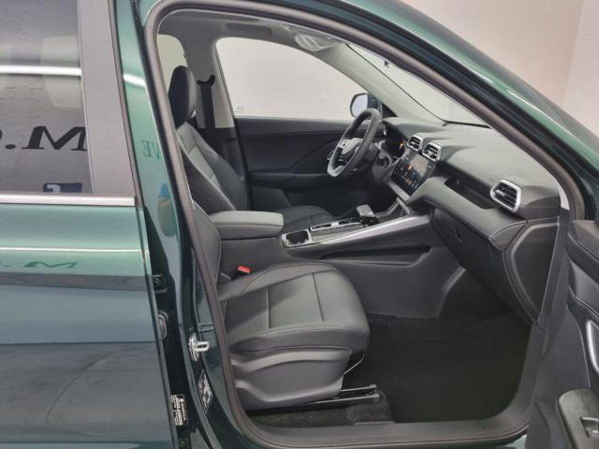 Mg ZS ZS 1.5 Luxury (11)