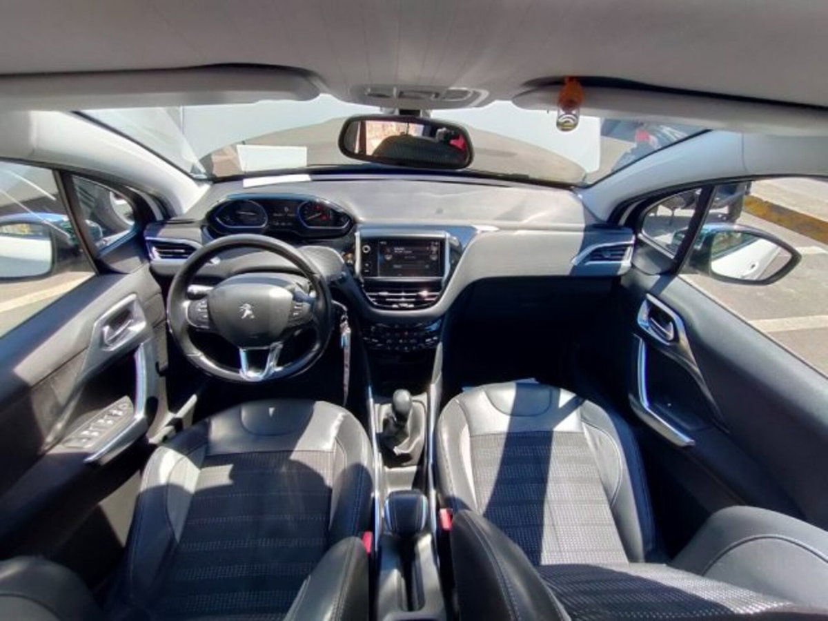Peugeot 2008 82 Allure (9)