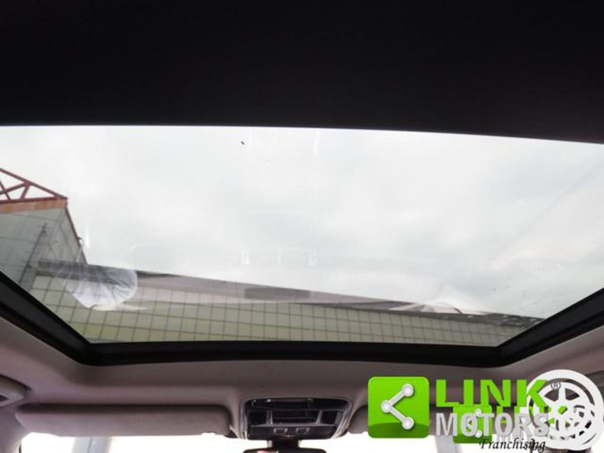 Land Rover Range Rover Sport 3.0 SDV6 HSE (18)