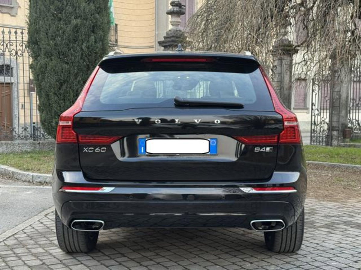 Volvo XC60 B4 (d) AWD Geartronic Inscription (3)
