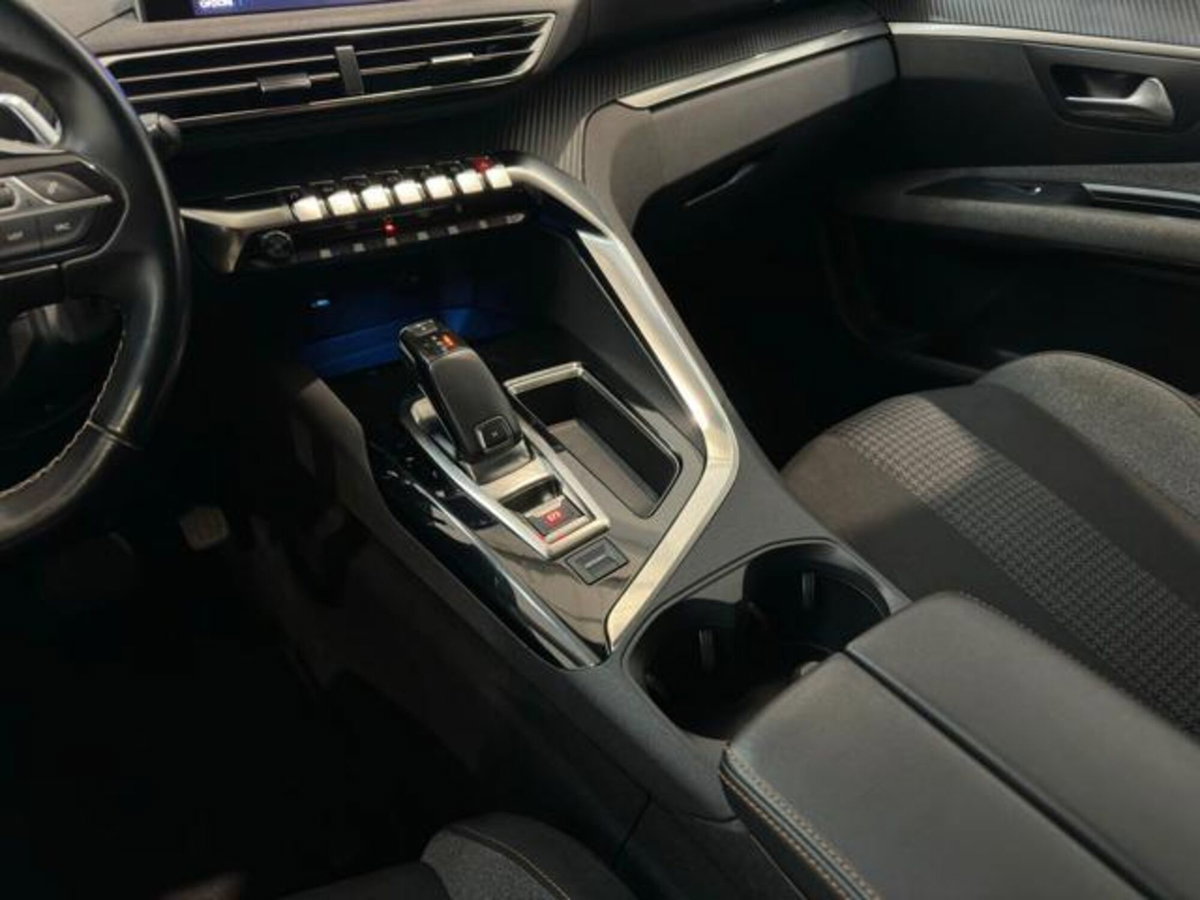 Peugeot 3008 BlueHDi 130 S&S Allure (11)