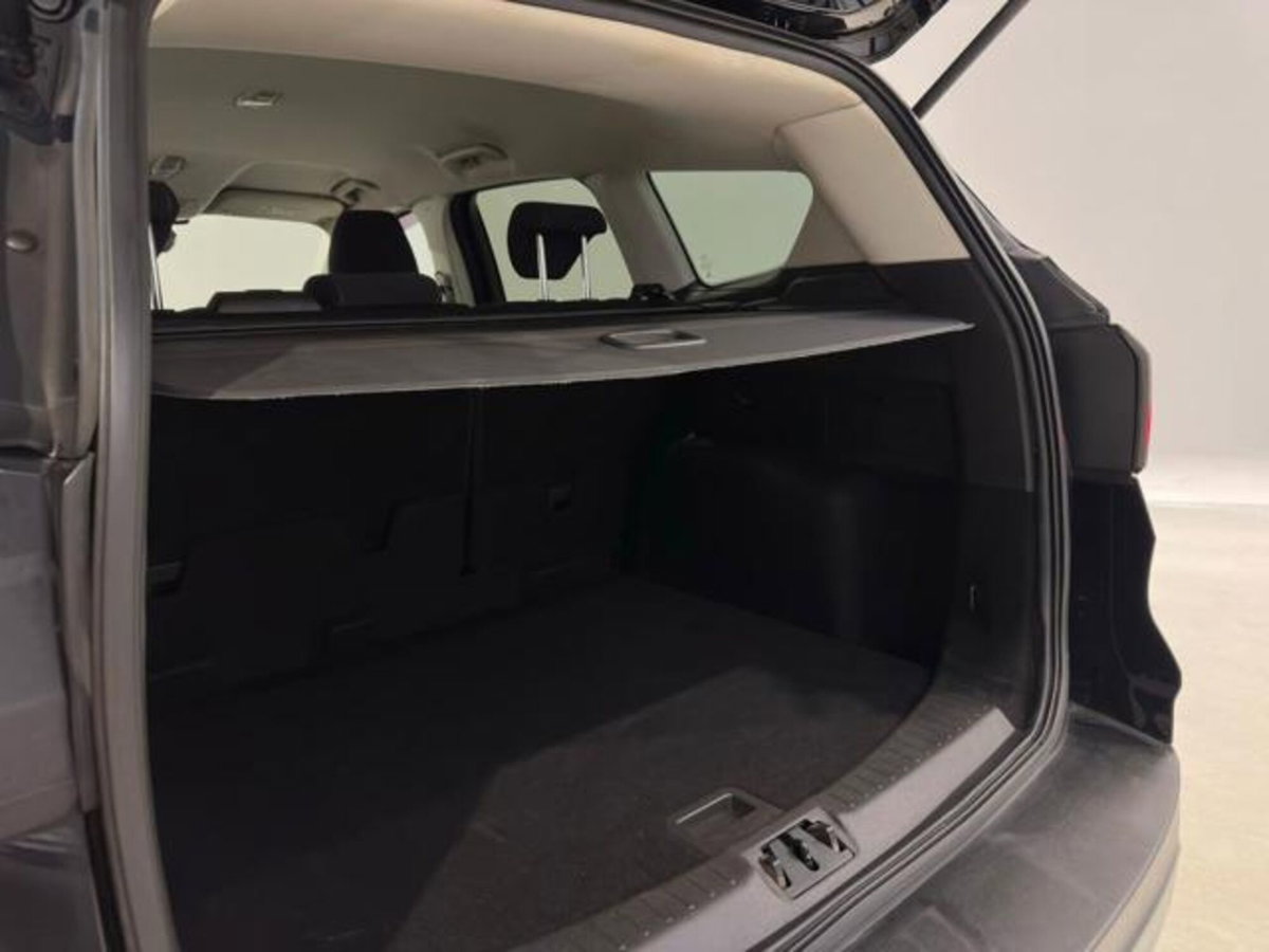 Ford Kuga 1.5 TDCI 120 CV S&S 2WD Business (13)
